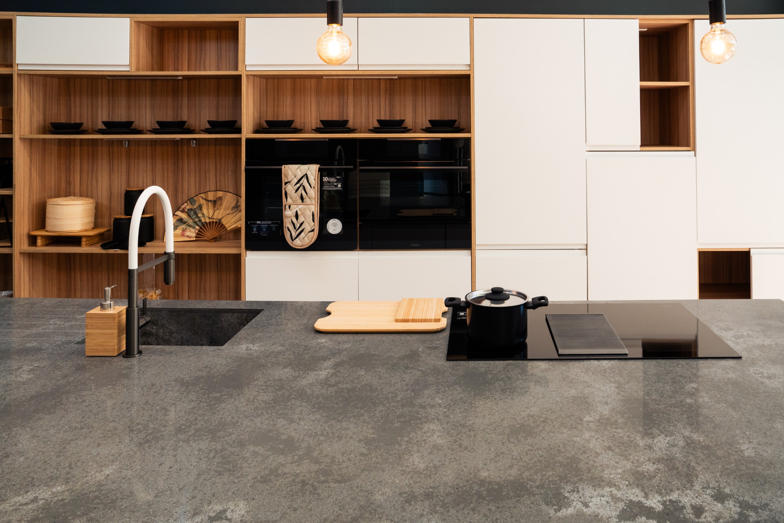 CONCRETE quartz worktop