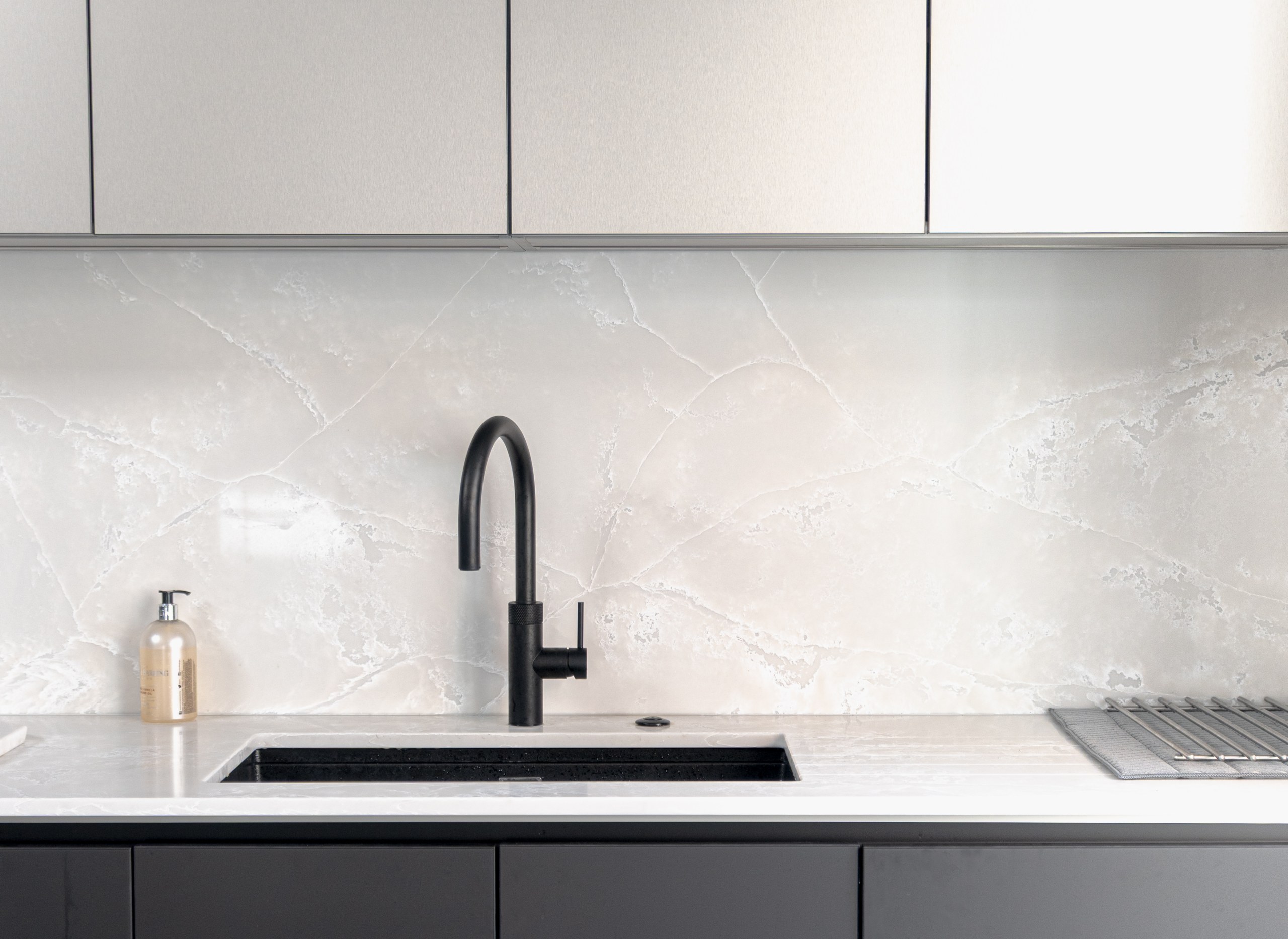 Ice White Layout
