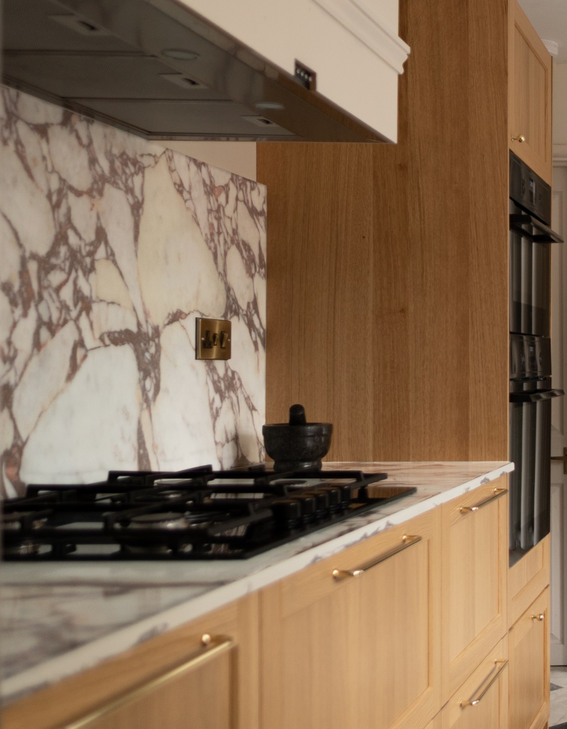 Calacatta Viola worktops in Remi Idowu's kitchen