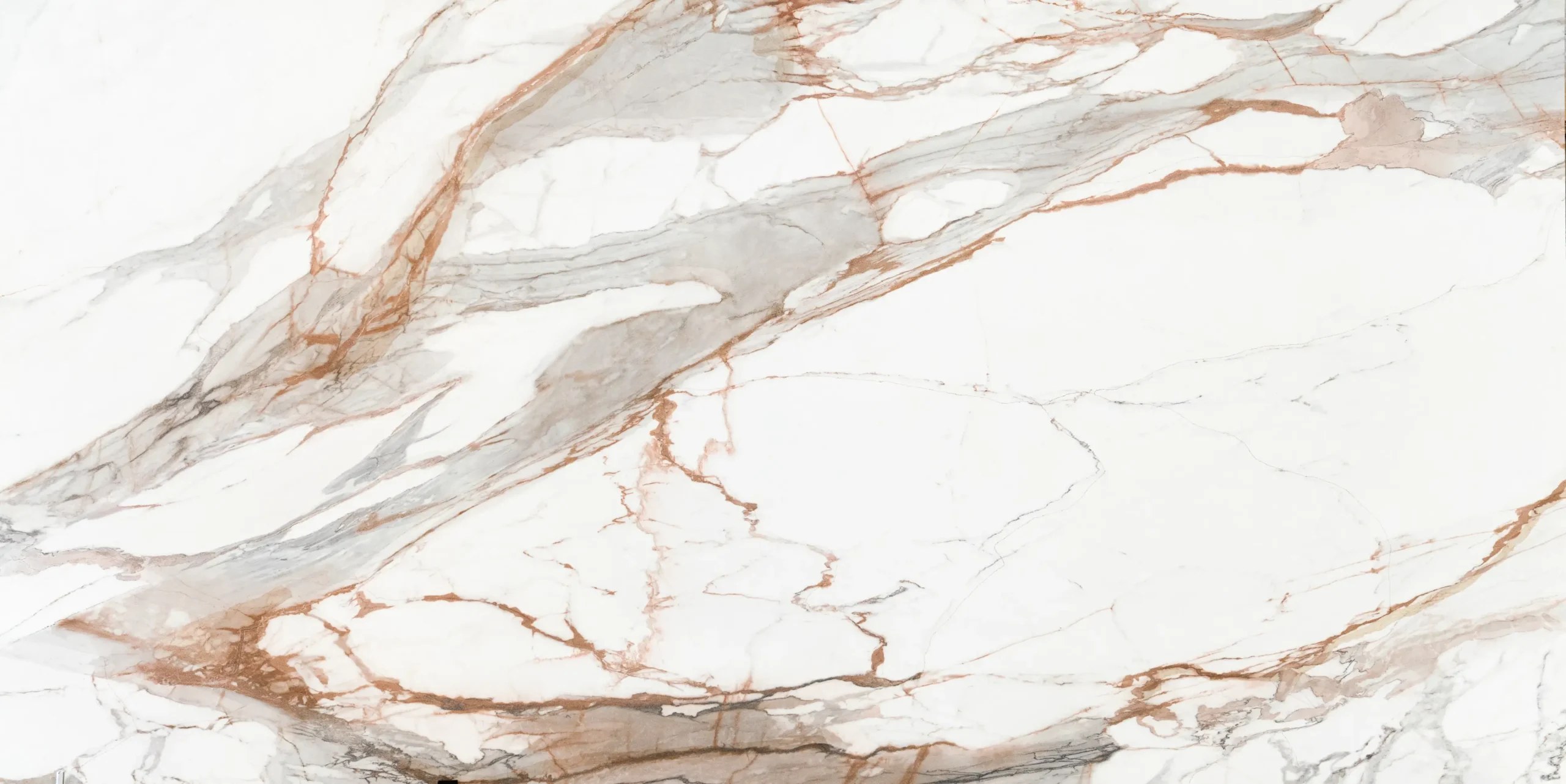 Macchia Vecchia quartz slab